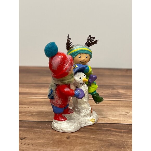 2008 HALLMARK KEEPSAKE ORNAMENT QXG7231 FIRST SNOWMAN OF THE YEAR BUILDING - Picture 6 of 11